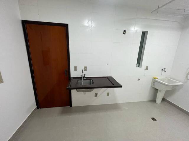 Apartamento para Venda em Bauru - 2